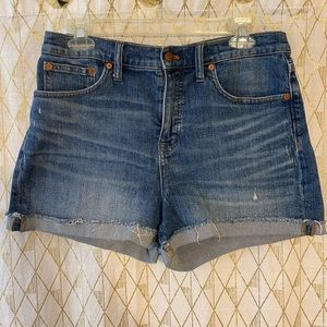 Madewell high rise denim shorts - size 29